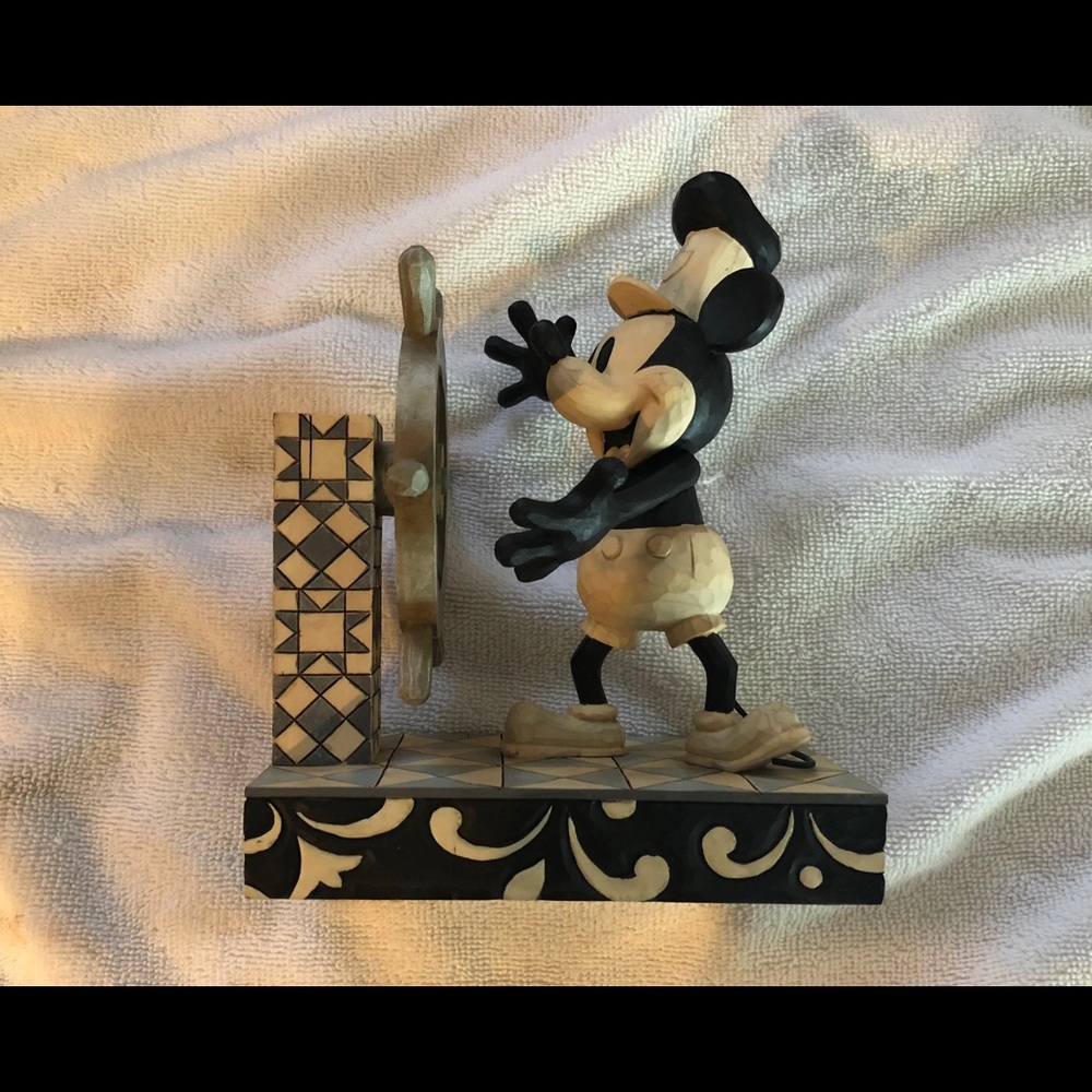 JIM SHORE COLLECTABLE MICKEY STEAMBOAT